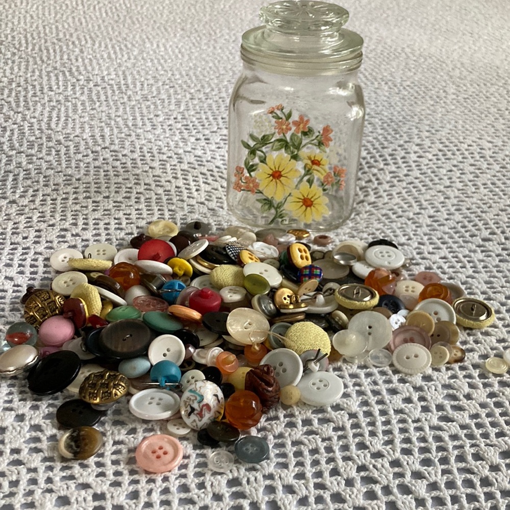 Hand Painted Vintage Canister With 2 cups of vintage buttons inside